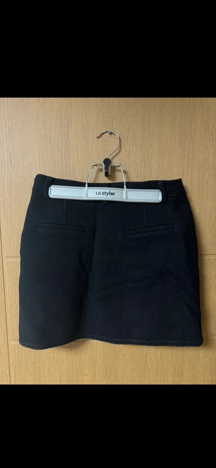 룩캐스트 블랙 울 미니 스커트 상품이미지4