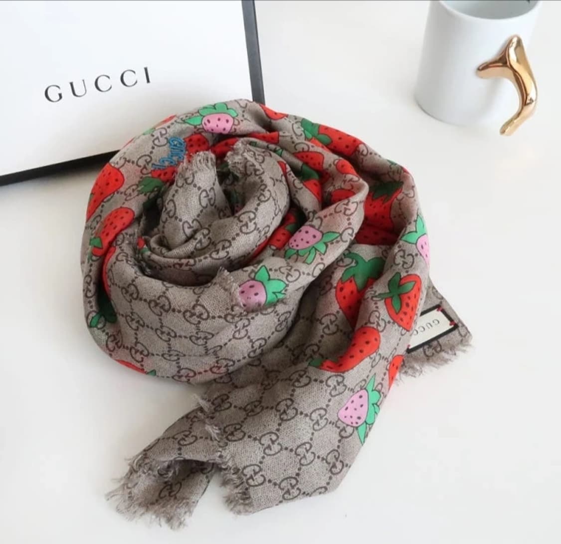 구찌 딸기 스카프 상품이미지4