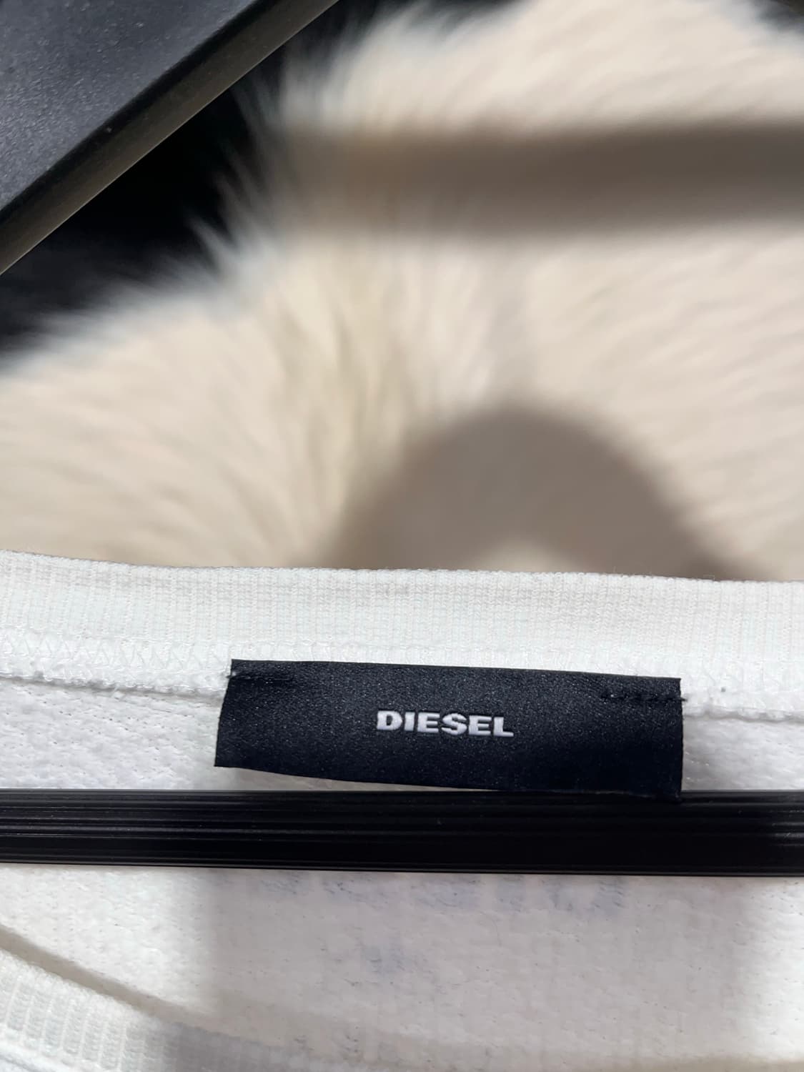 디젤 파린팅 크롭 롱슬리브 상품이미지4