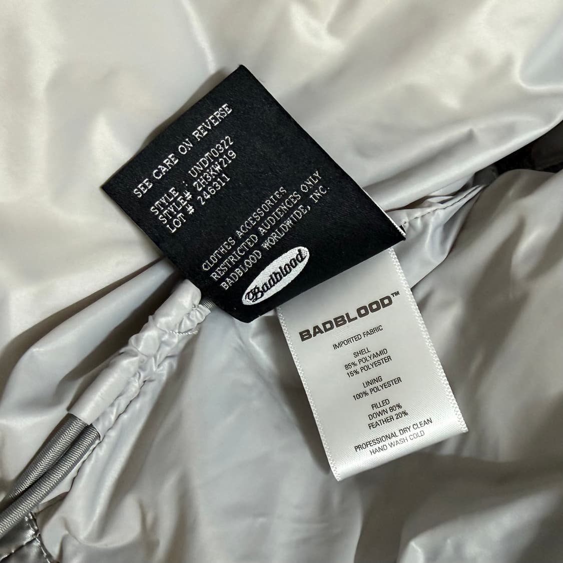 BADBLOOD 디테쳐블 슬리브 실버 푸퍼  상품이미지5