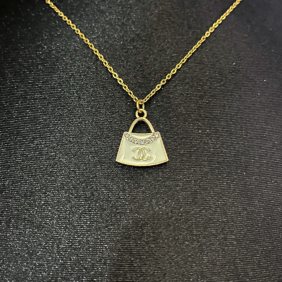 샤넬 화이트백 골드 업사이클링 목걸이 상품이미지2