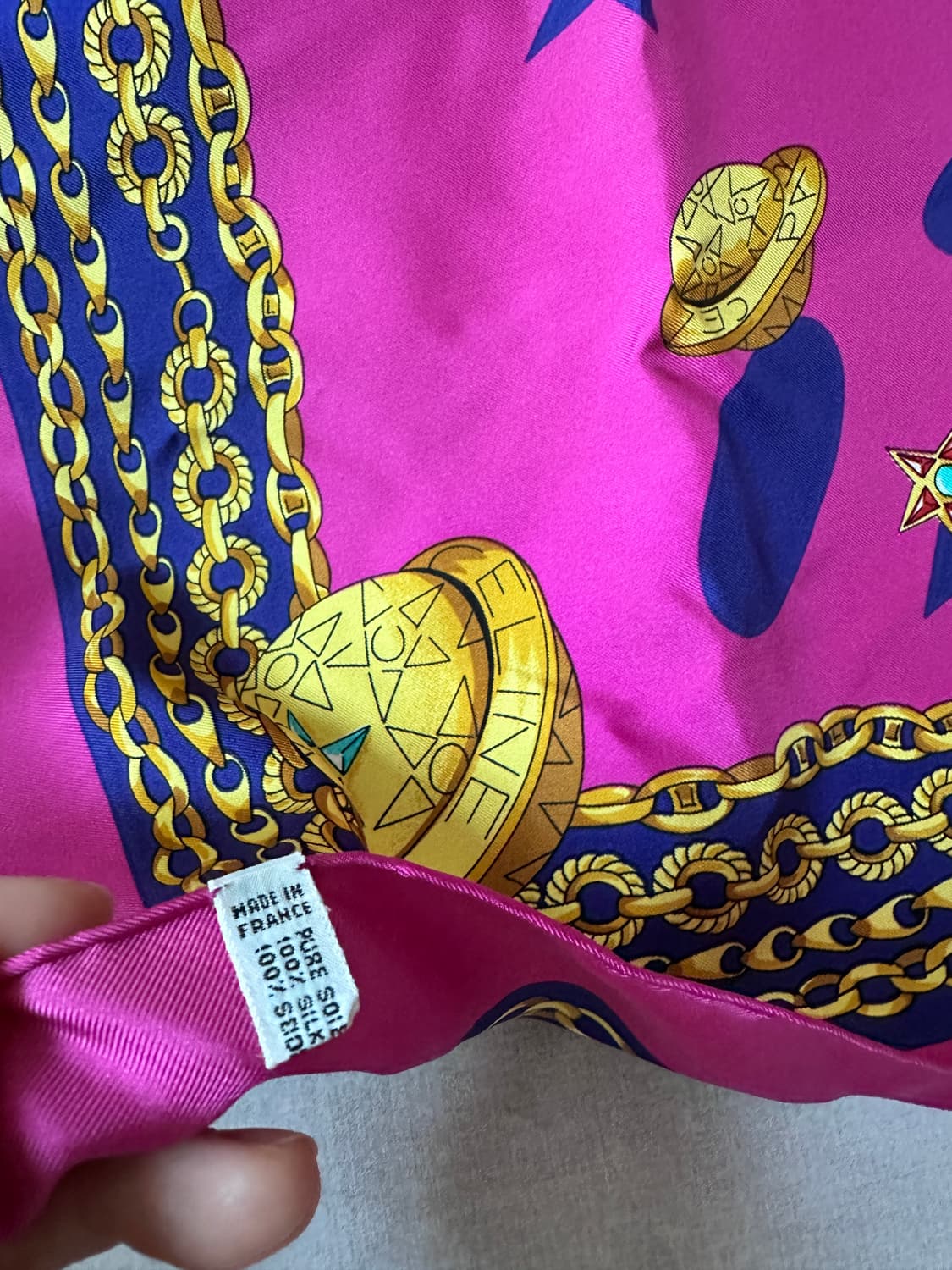 셀린느 실크 스카프 상품이미지3