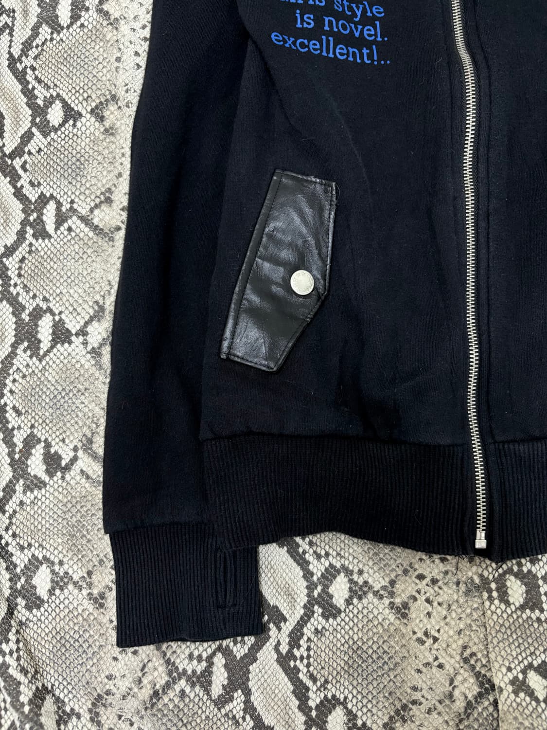 “Ziddy”Y2K Mood Neck Detail Leather Patc 상품이미지2
