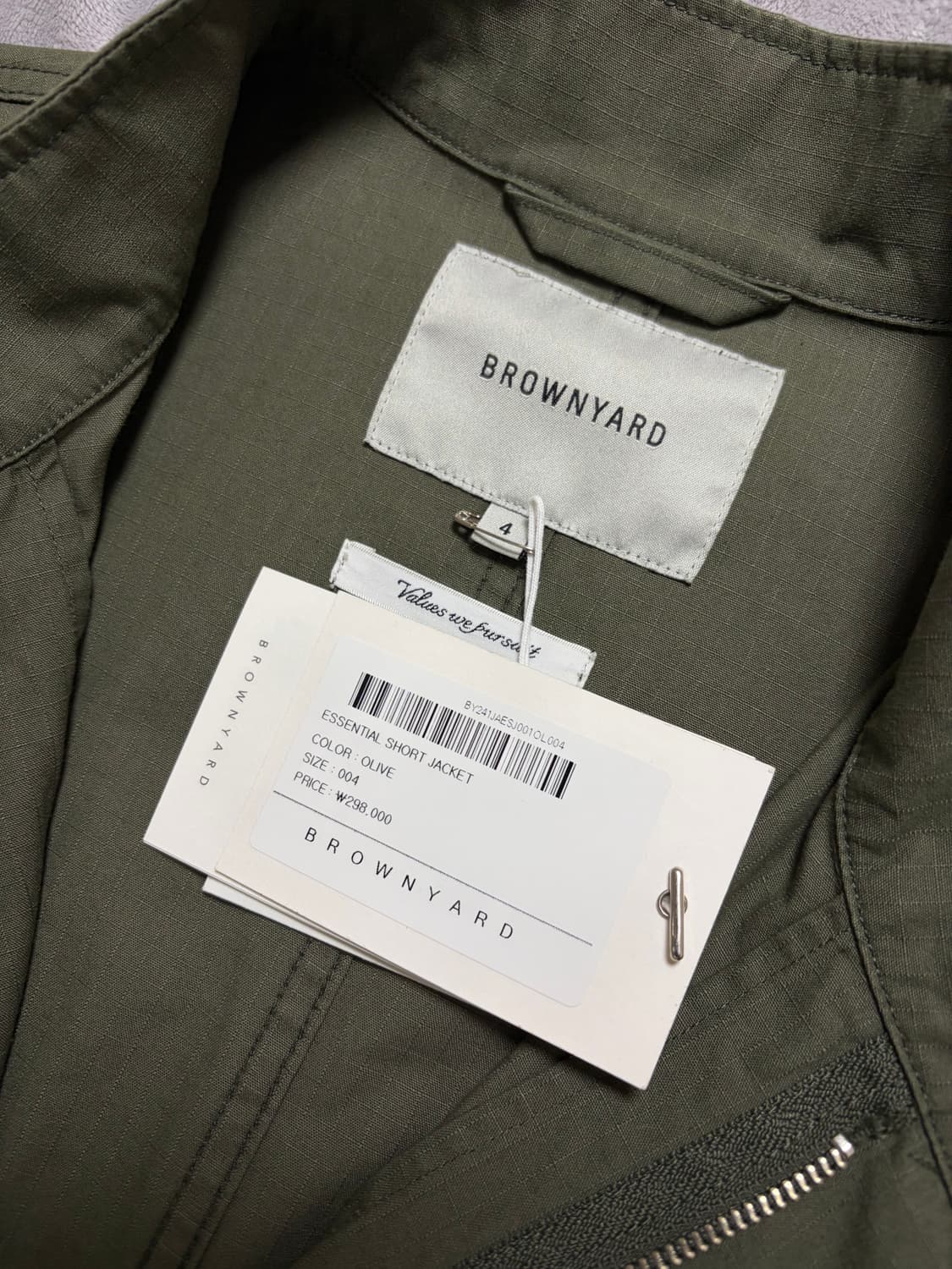[4] 브라운야드 에센셜 숏 파카 올리브 상품이미지5