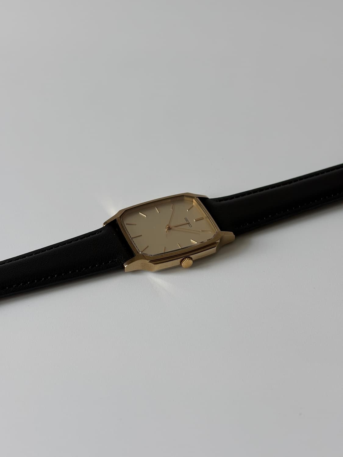 빈티지시계 1980년대 골드 탱크 쿼츠 남성 상품이미지4