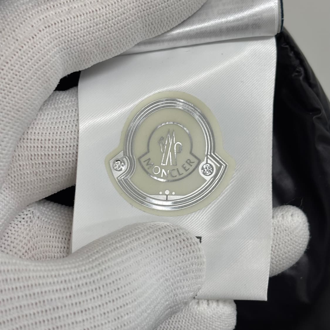 [0]몽클레어 GUI 조끼패딩 상품이미지4