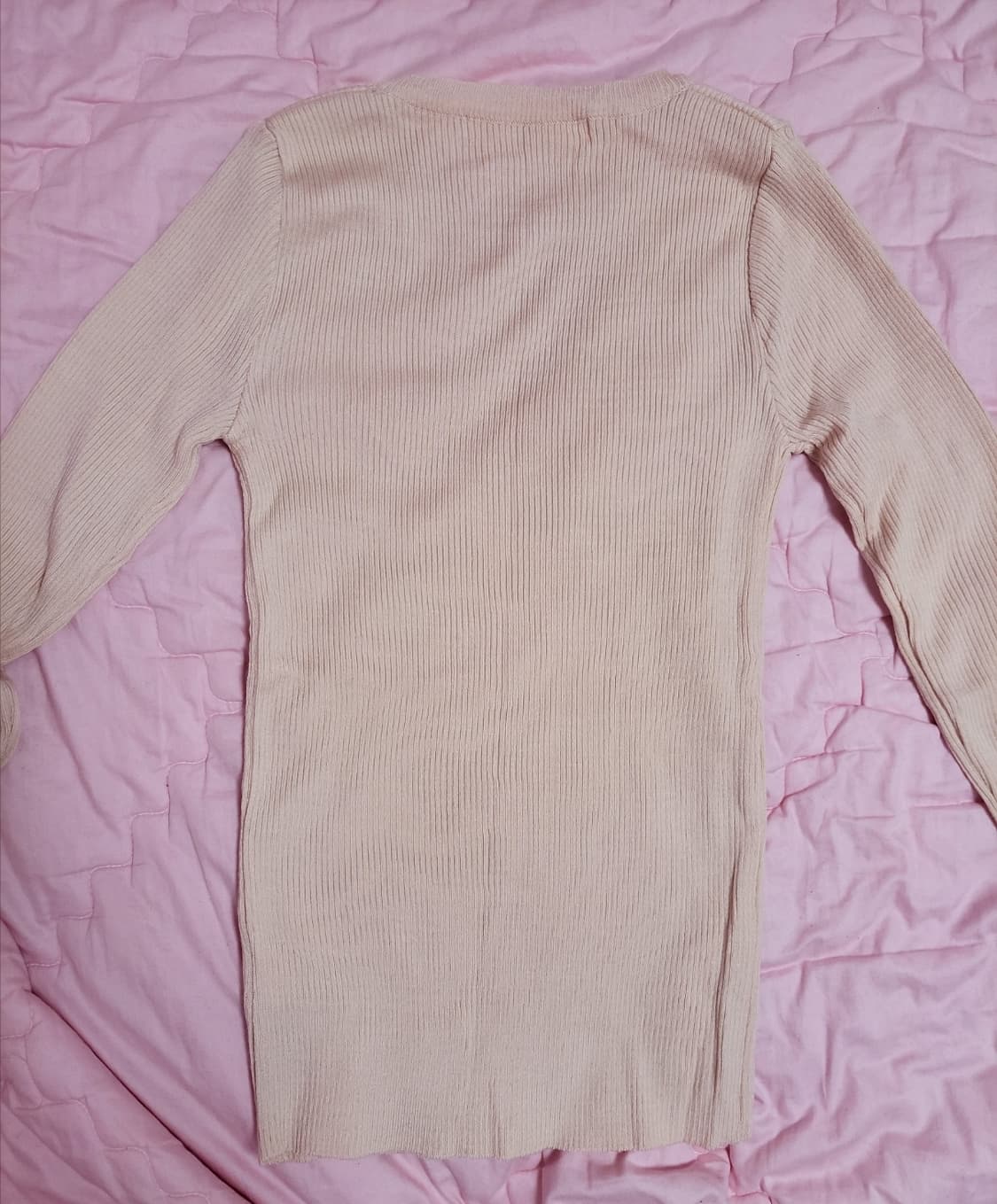 급처새상품!SOUP숲 피치핑크 소매러플프릴2단 골지 니트티셔츠 레니본st 상품이미지4
