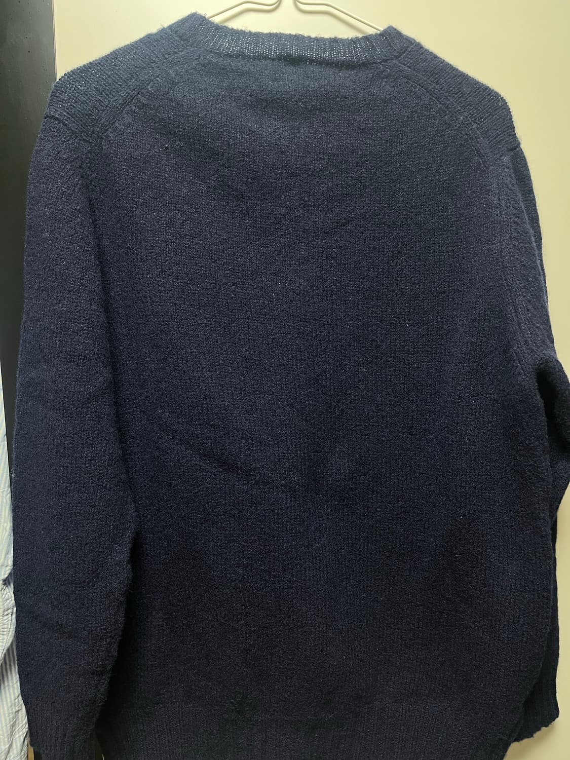 [42] 윌리엄로키 브이넥 니트 네이비 상품이미지5