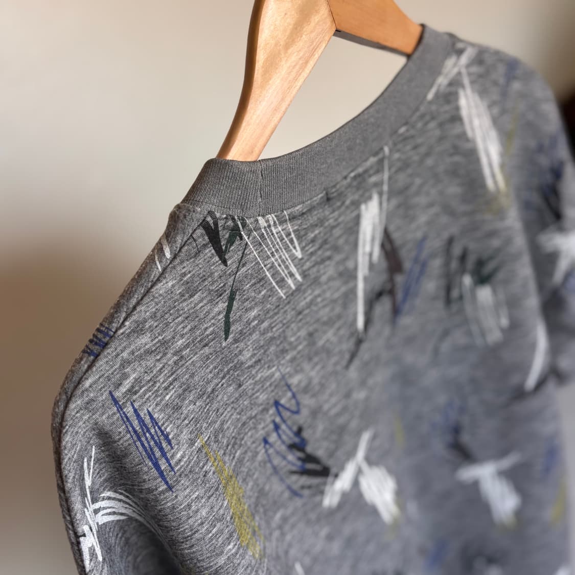 ZIO 송지오 그래픽 반팔 티셔츠 루즈핏 박스핏 세련된 실루엣 상품이미지3