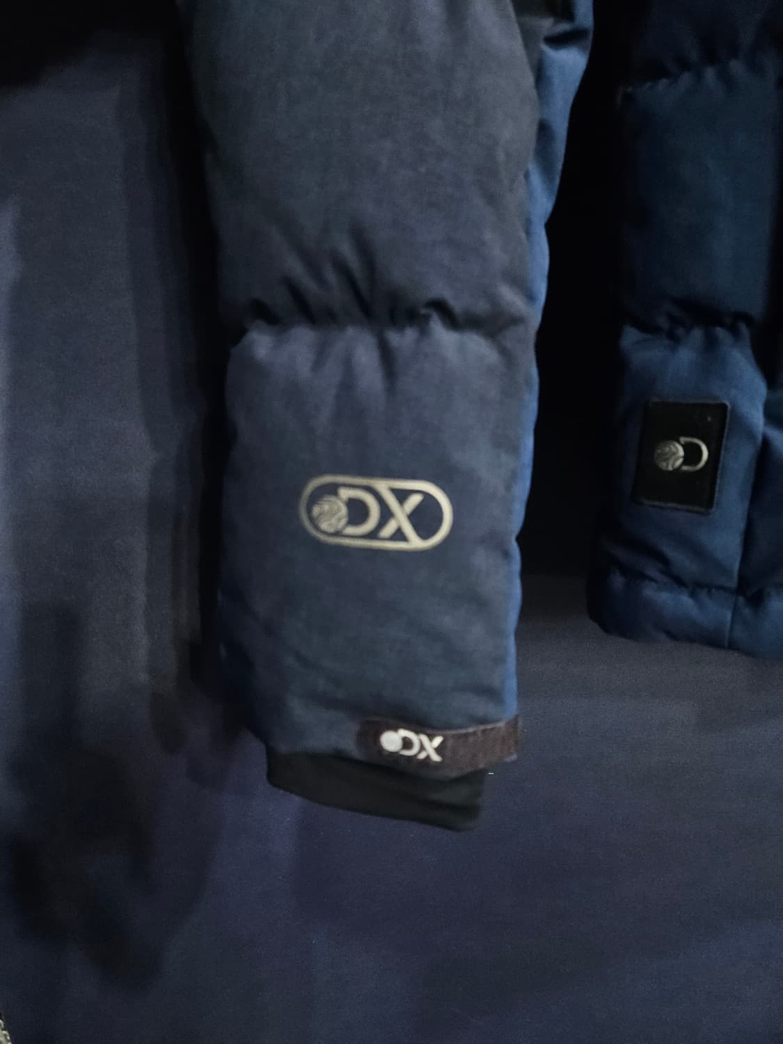 디스커버리 다크블루 남성 95 구스다운 패딩  상품이미지5