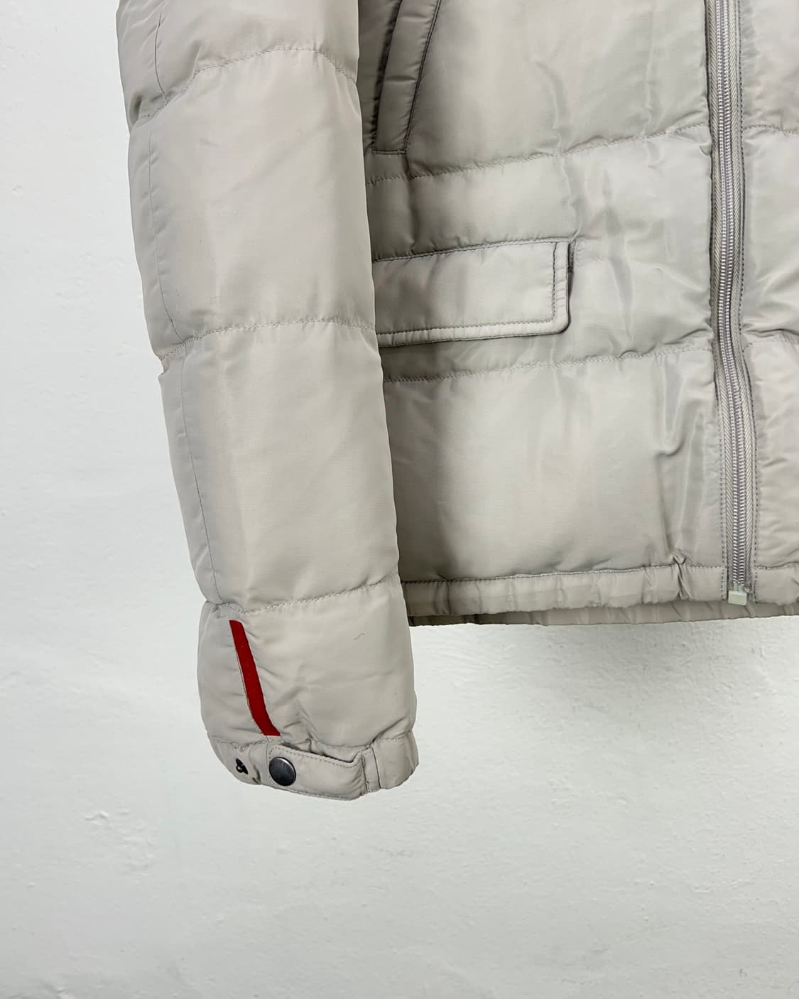 프라다 클라우드 댄서 후디 푸퍼 다운 패딩 자켓 상품이미지4