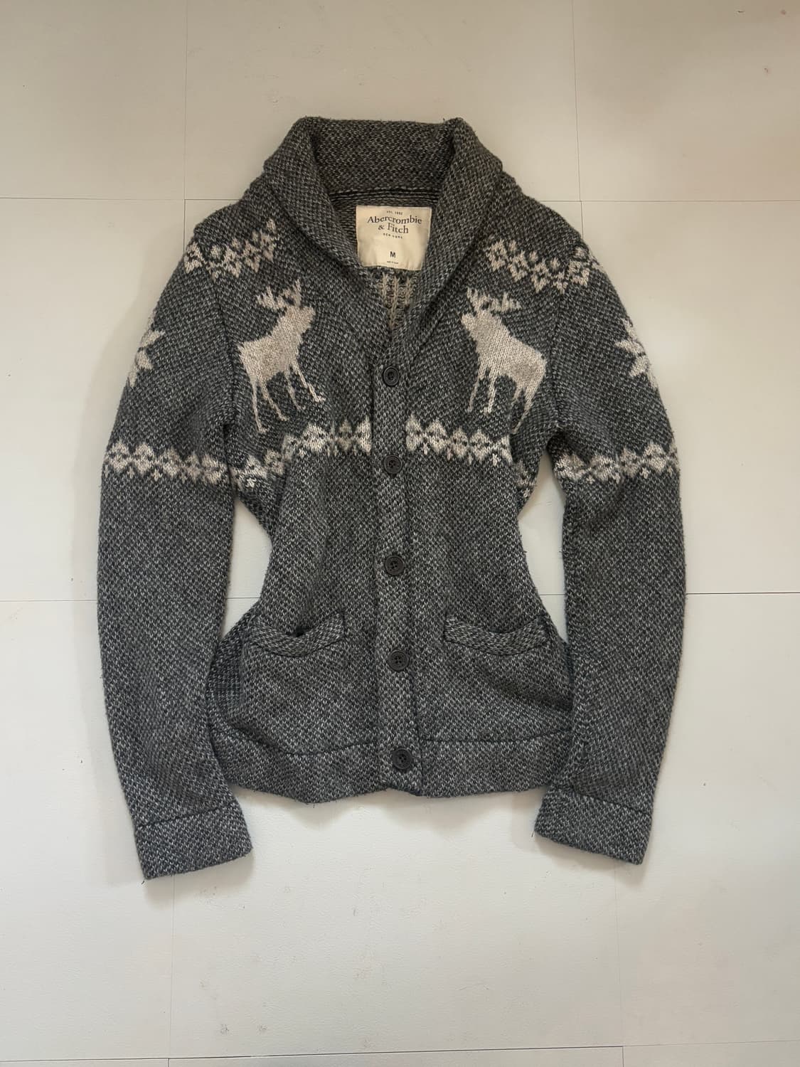 • Abercrombie Grey Nordic Cardigan 상품이미지1