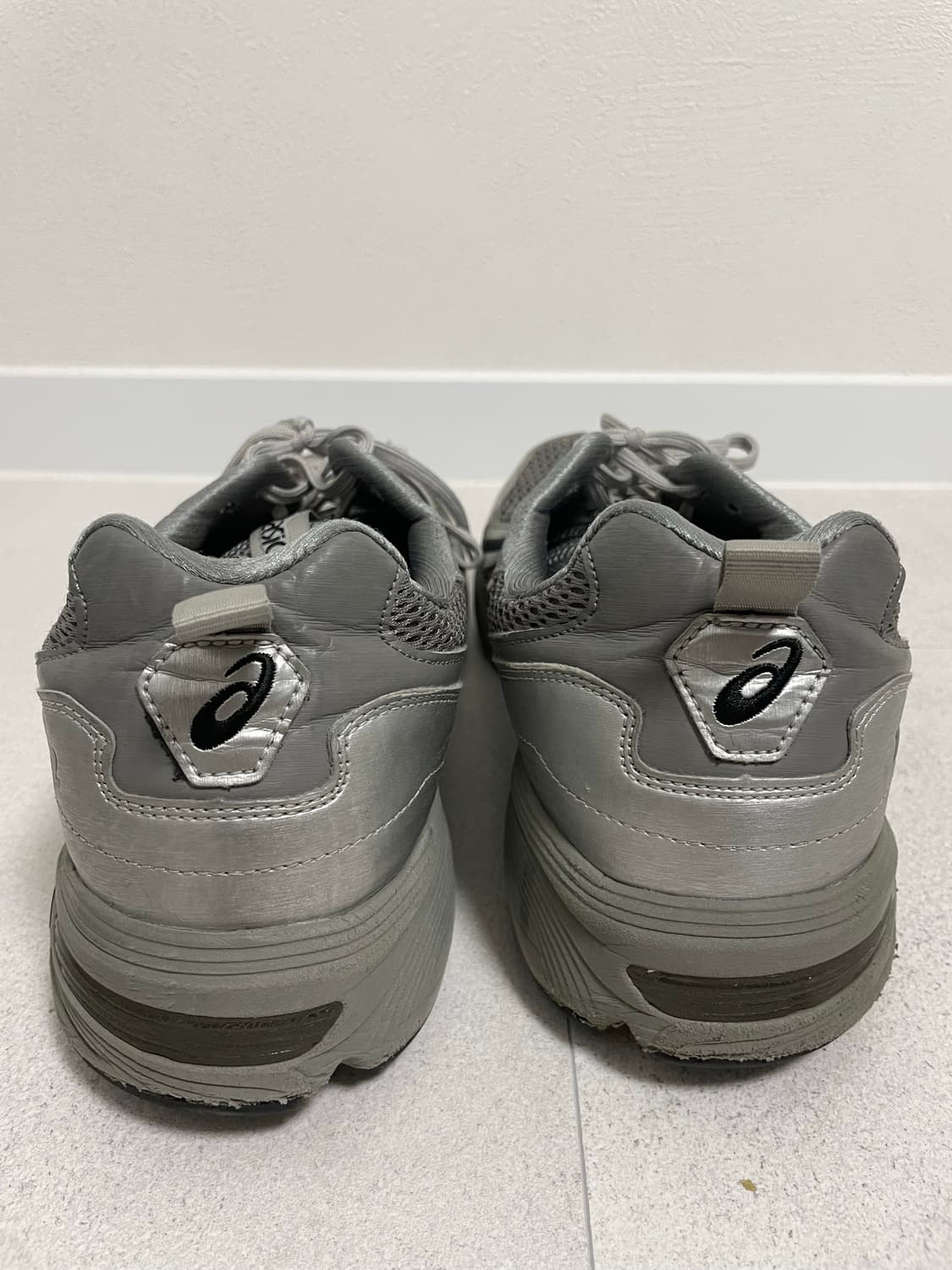 아식스 프레자 위워 젤 1090 V2 클레이 그레이 퓨어 실버 상품이미지5