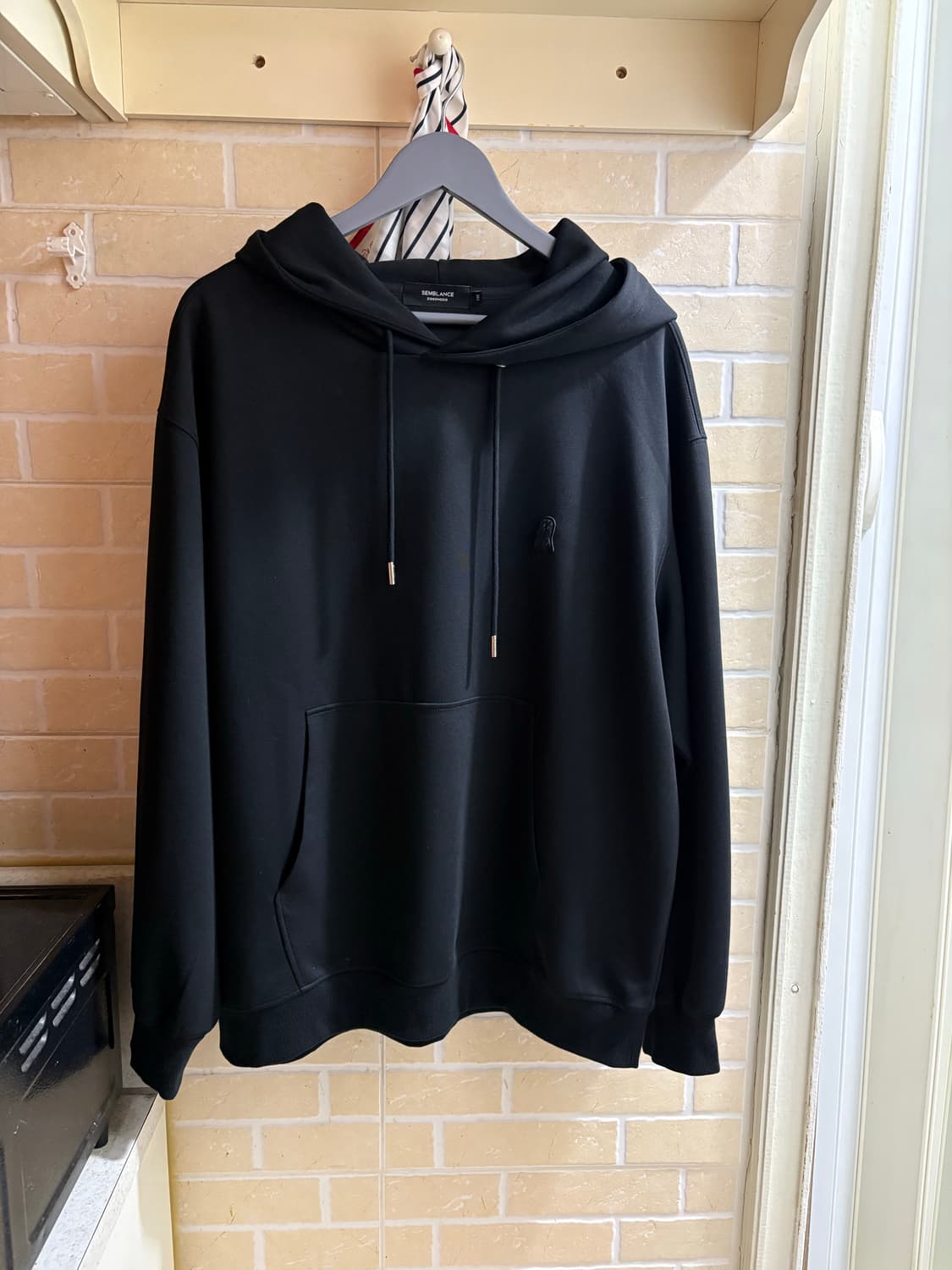 지오송지오 - 셈블런스 그라데이션 아트워크 후드 블랙 110 상품이미지5