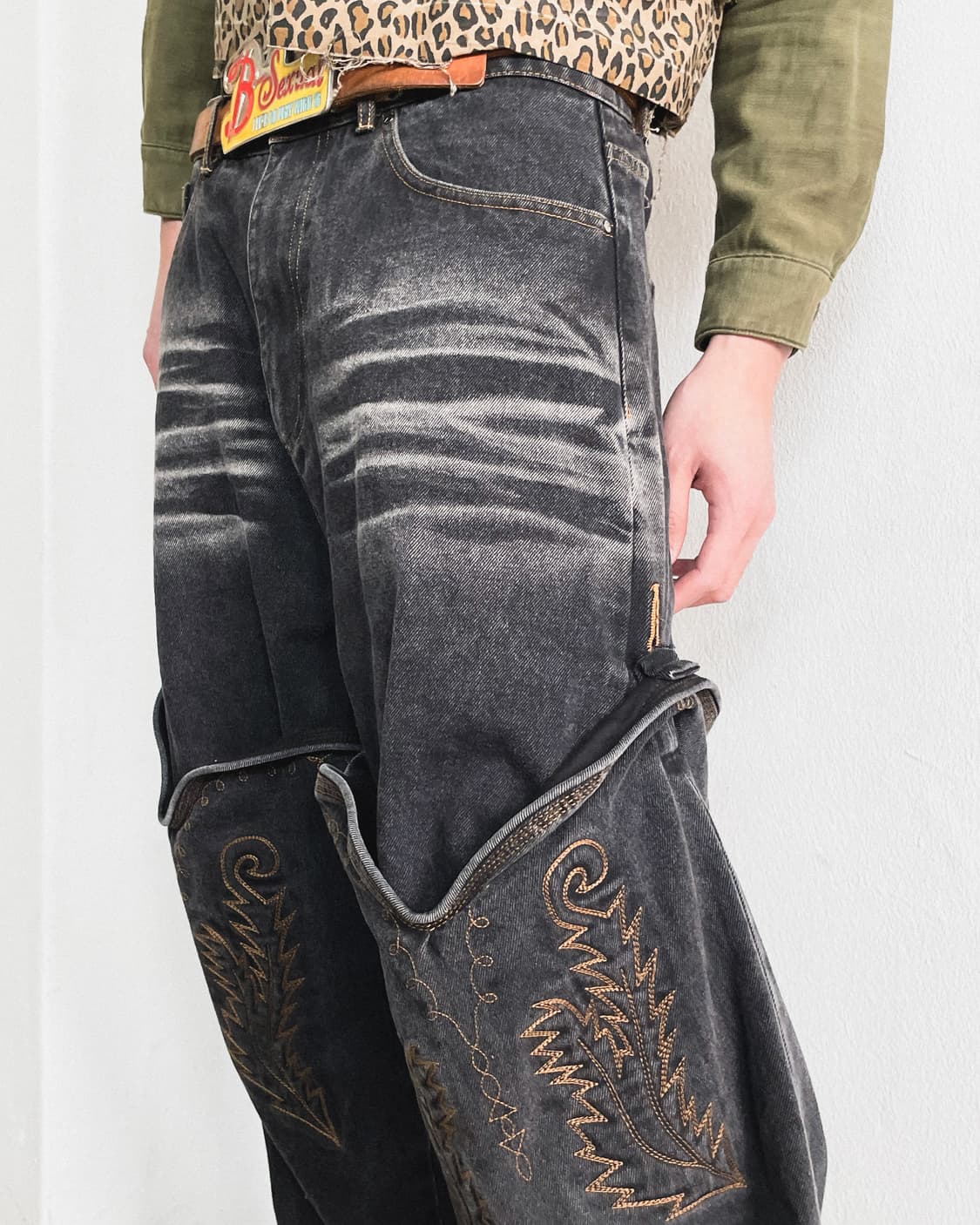 와이프로젝트 웨스턴 챕스 디태쳐블 데님 상품이미지2