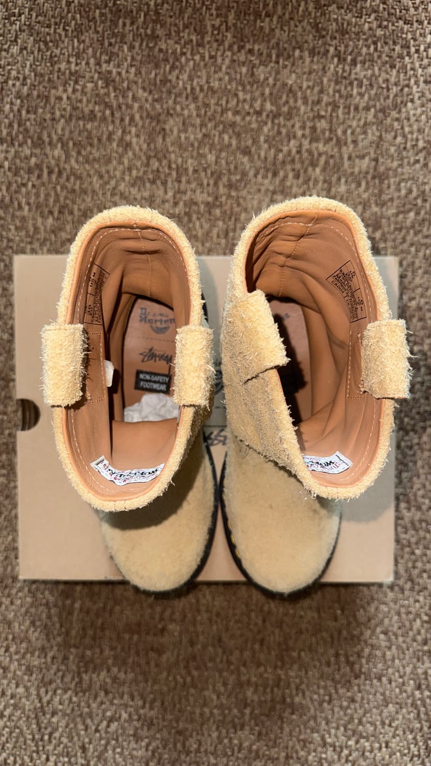 닥터마틴 x스투시 2295 데콘 샌드 헤어리 스웨이드 부츠 탄  상품이미지8