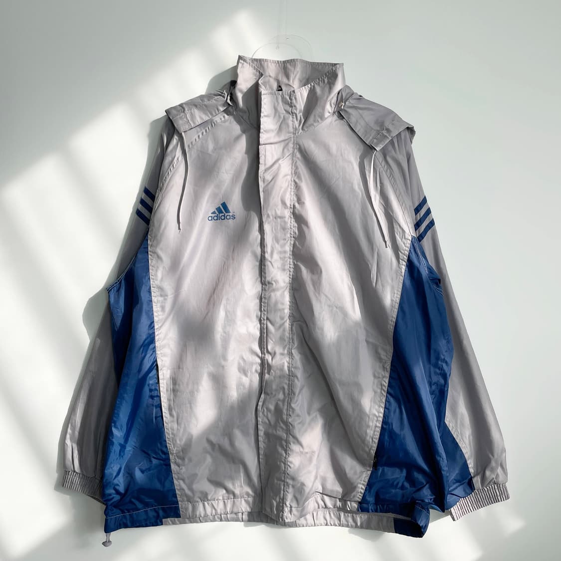 C2 아디다스 올드스쿨 바람막이 105-110사이즈 상품이미지1
