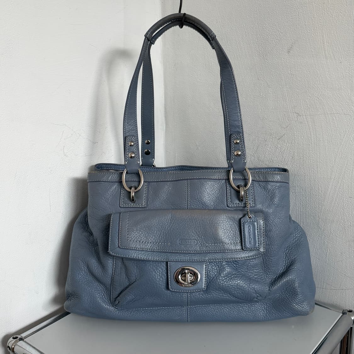 Coach vintage leather shoulder bag 상품이미지1