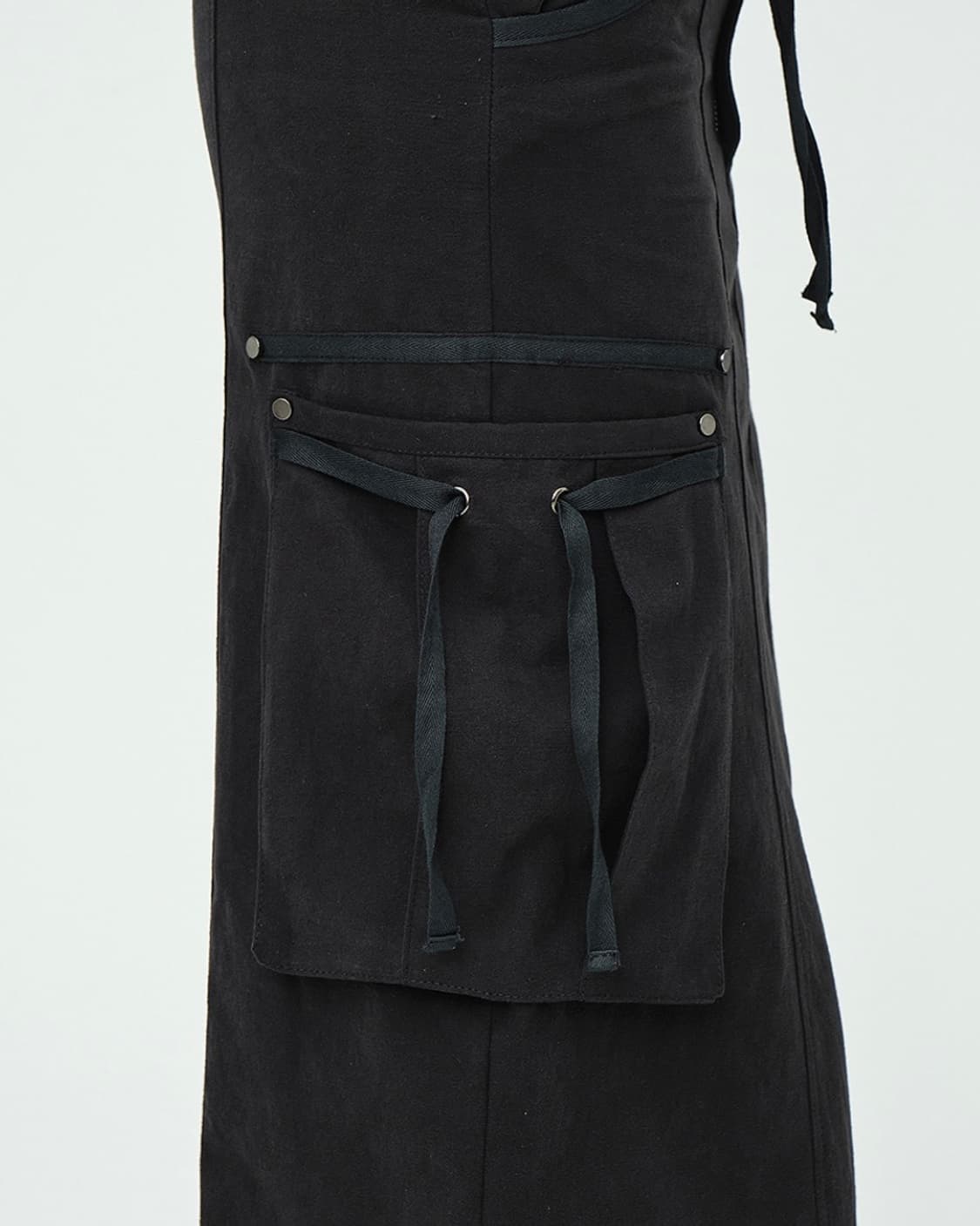 마지셔우드 스트링 카고 스커트 블랙 상품이미지4