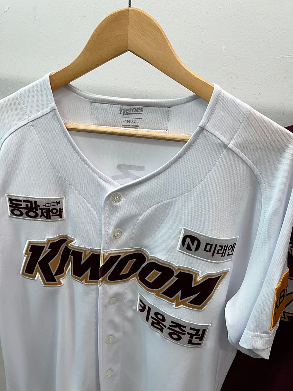 105) 키움 히어로즈 2024 전준표 유니폼  상품이미지4