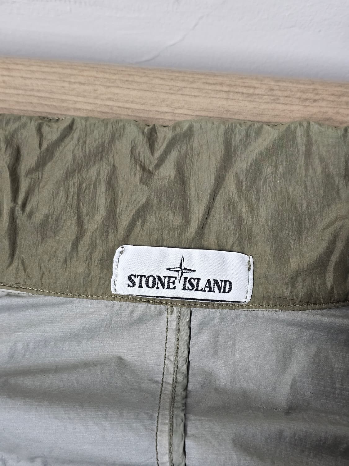 스톤아일랜드 나슬란 라이트 와트로 필드자켓 상품이미지5