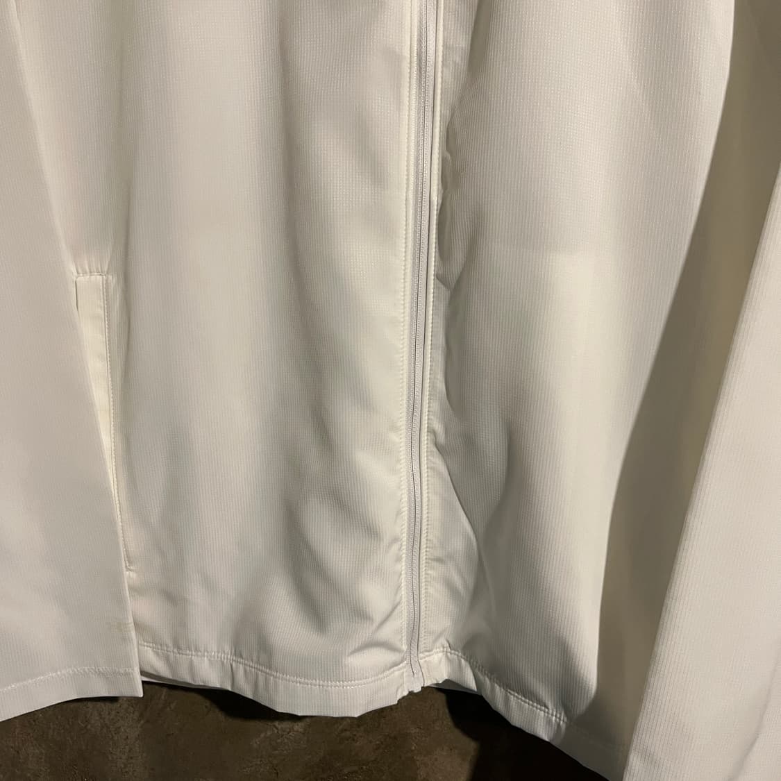 언더아머 바람막이 자켓 상품이미지3