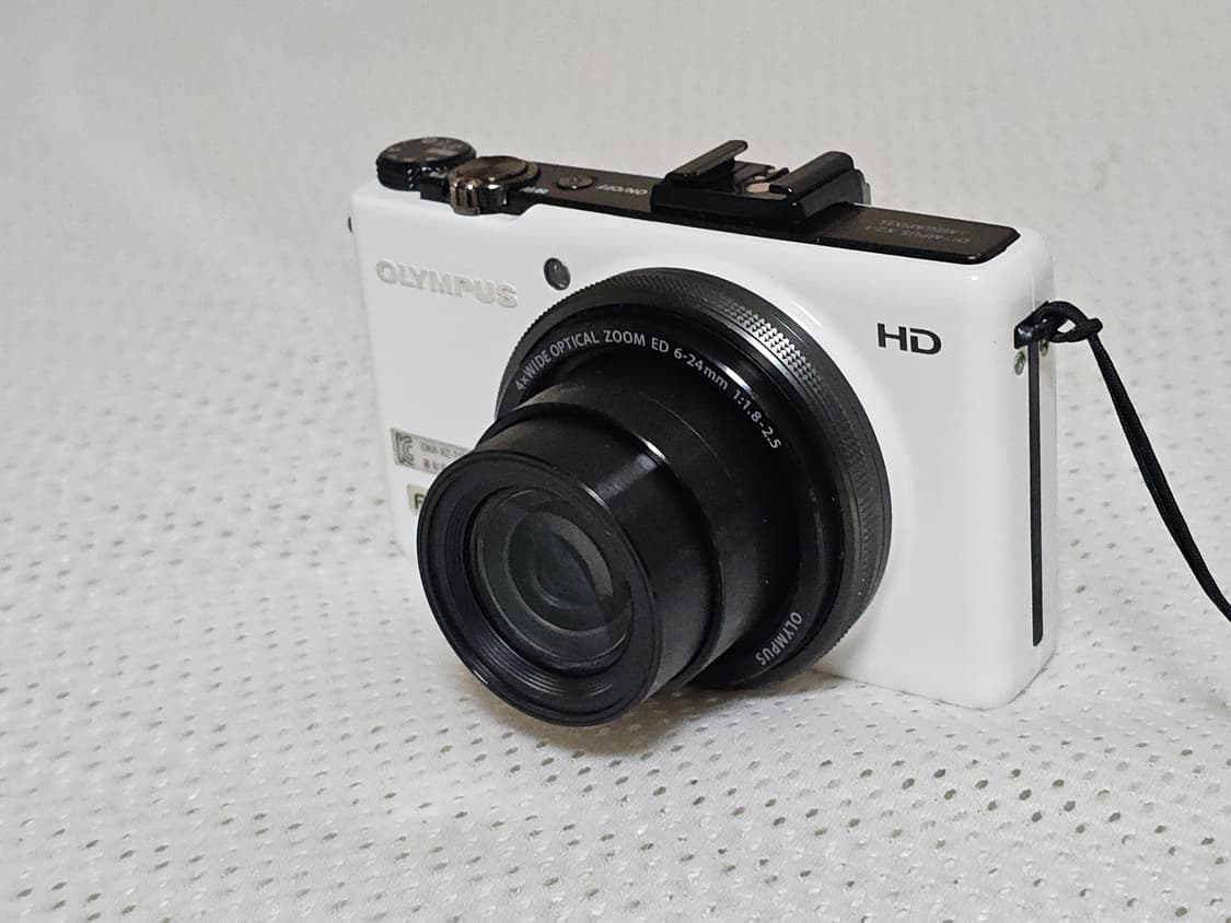 f1.8 올림푸스 XZ-1 하이엔드 디카 상품이미지2