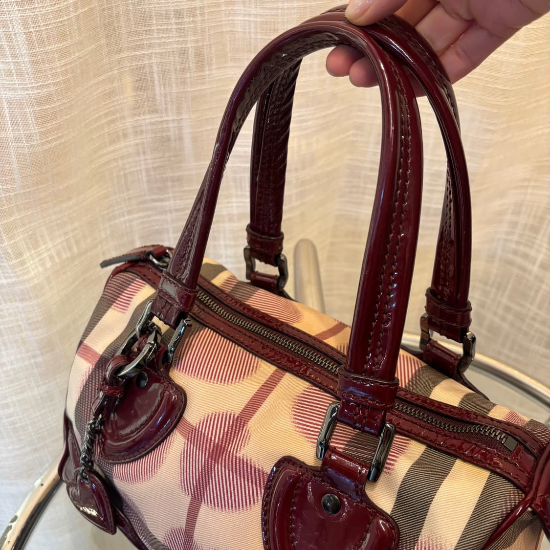 정품 버버리 하트 노바체크 갸루 토트백     상품이미지5