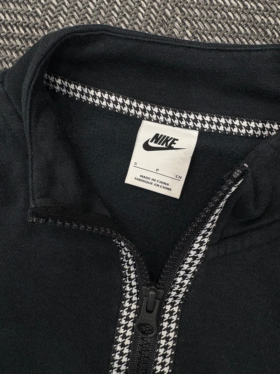 나이키 스우시 반집업 블랙s 상품이미지3