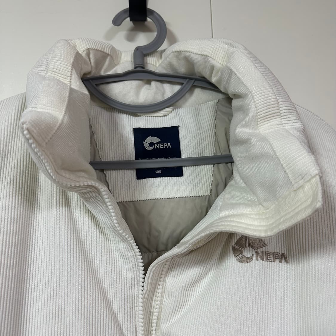 네파 코듀로이 아이보리 패딩 상품이미지3