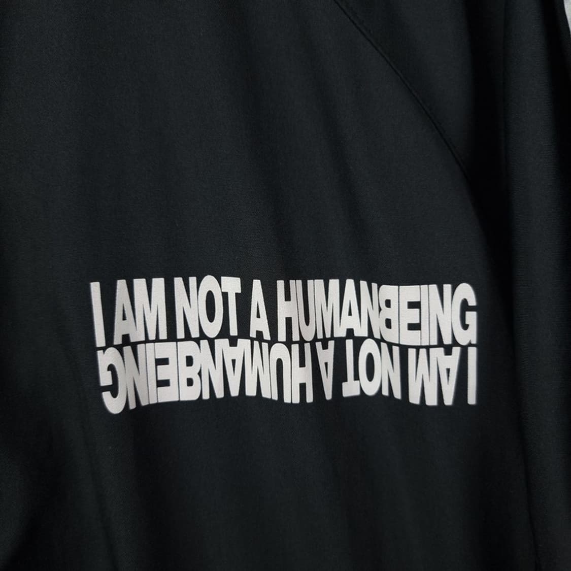 [아임낫어휴먼비잉] 프린팅 사이드 밴딩 오버핏 바람막이 자켓 M19268 상품이미지6