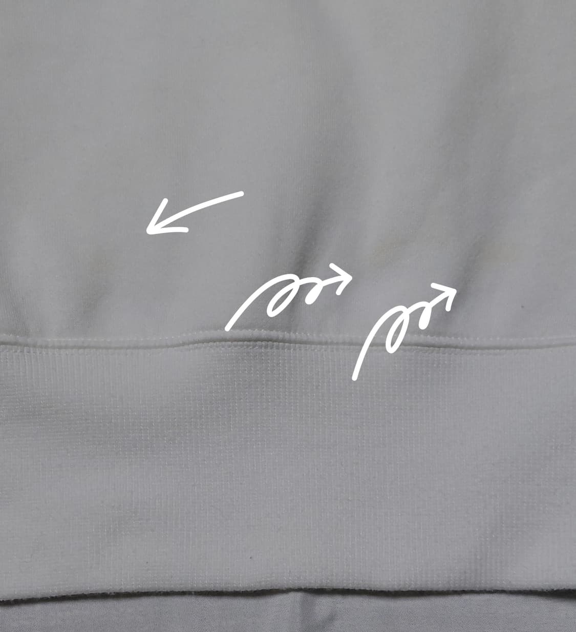 [무료배송/L] GU 귀멸의 칼날 코등이 자수 흰색 기모 후드티 상품이미지9