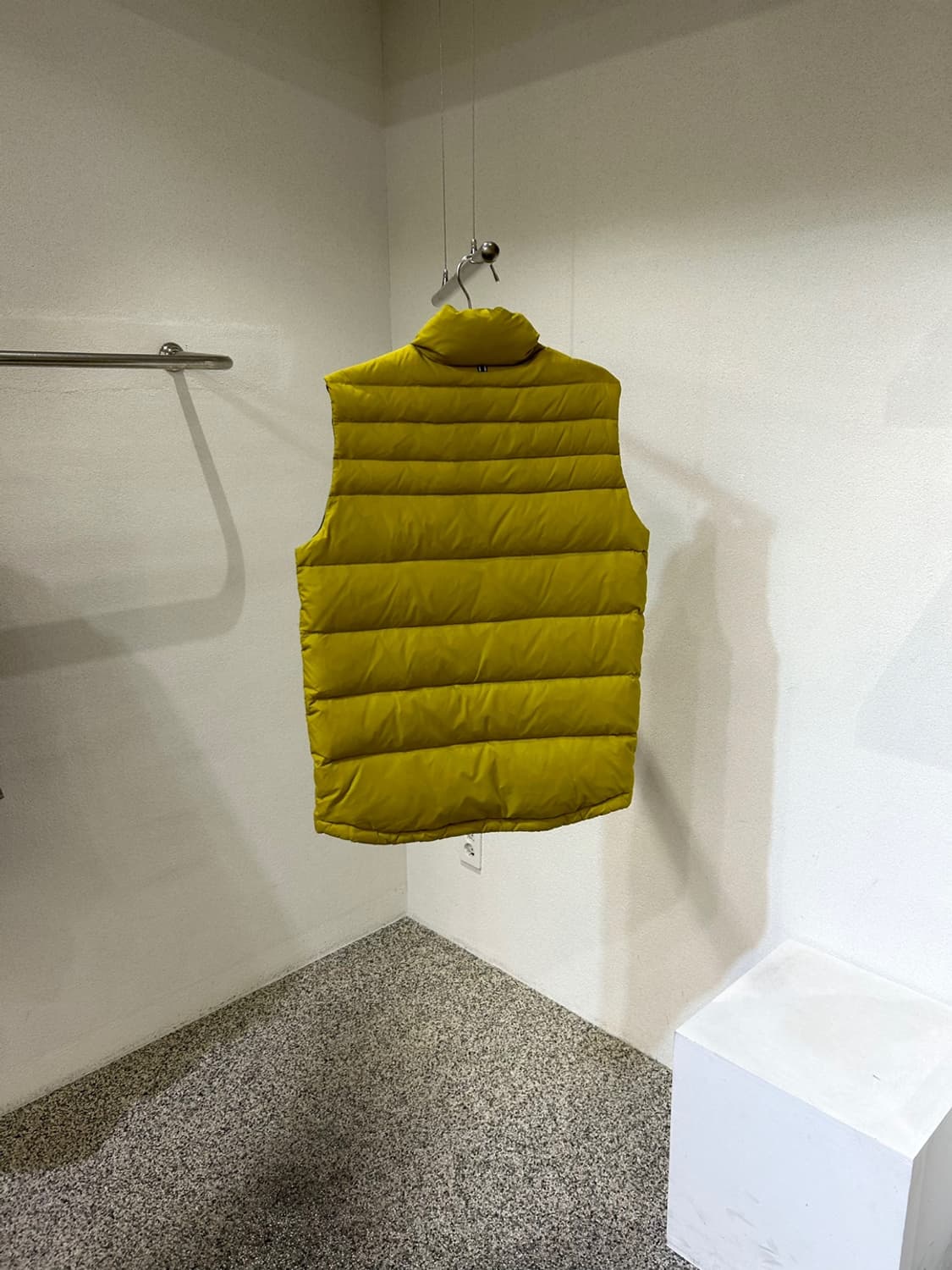 타미힐피거 패딩조끼 상품이미지2