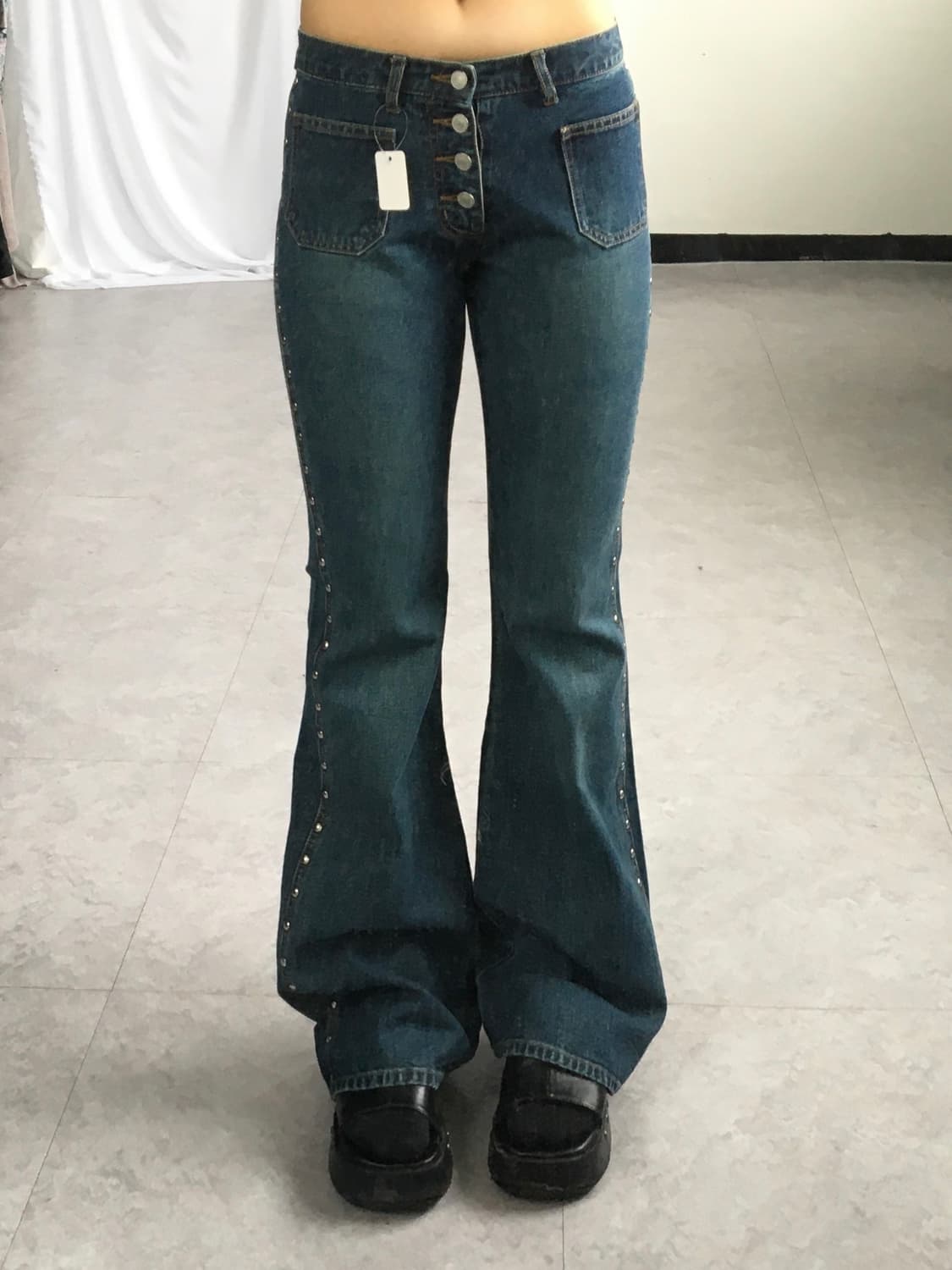 Side stud point denim pants 상품이미지1