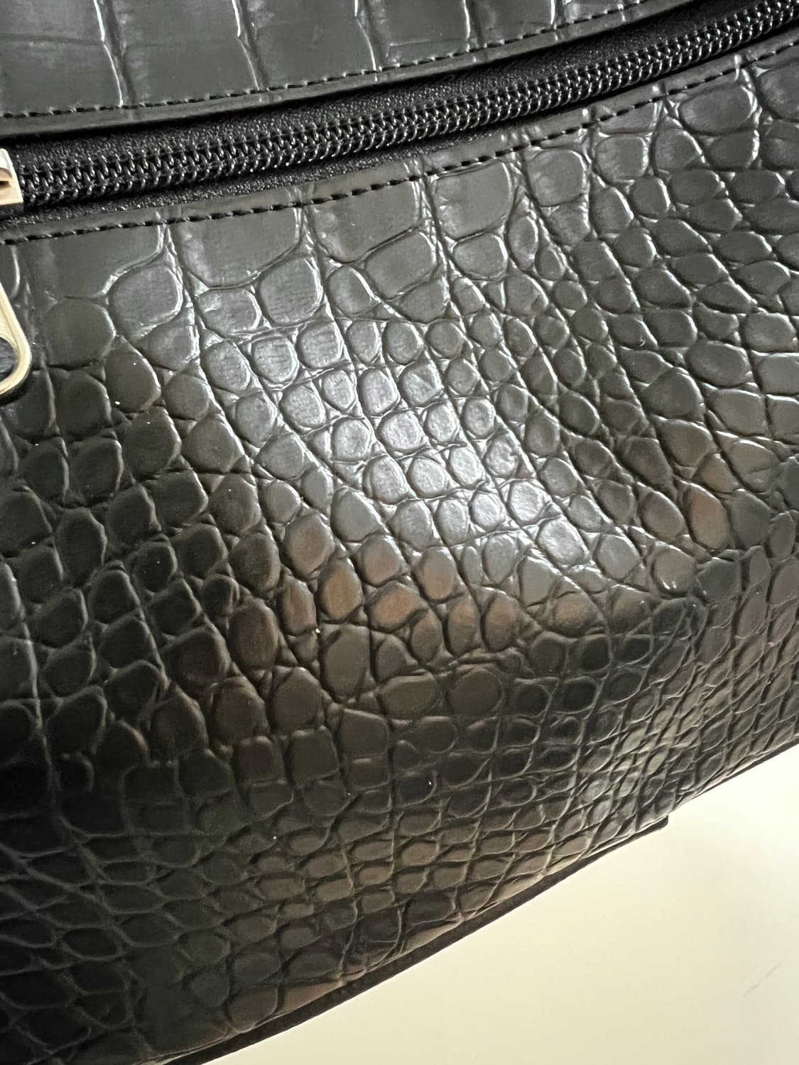 IUGAMAKARAS 파이톤 레더 크로스백 상품이미지4