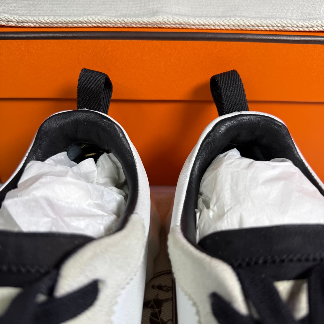 [풀구성,39.5사이즈] 에르메스 바운싱 스포츠 스웨이드 스니커즈 상품이미지6