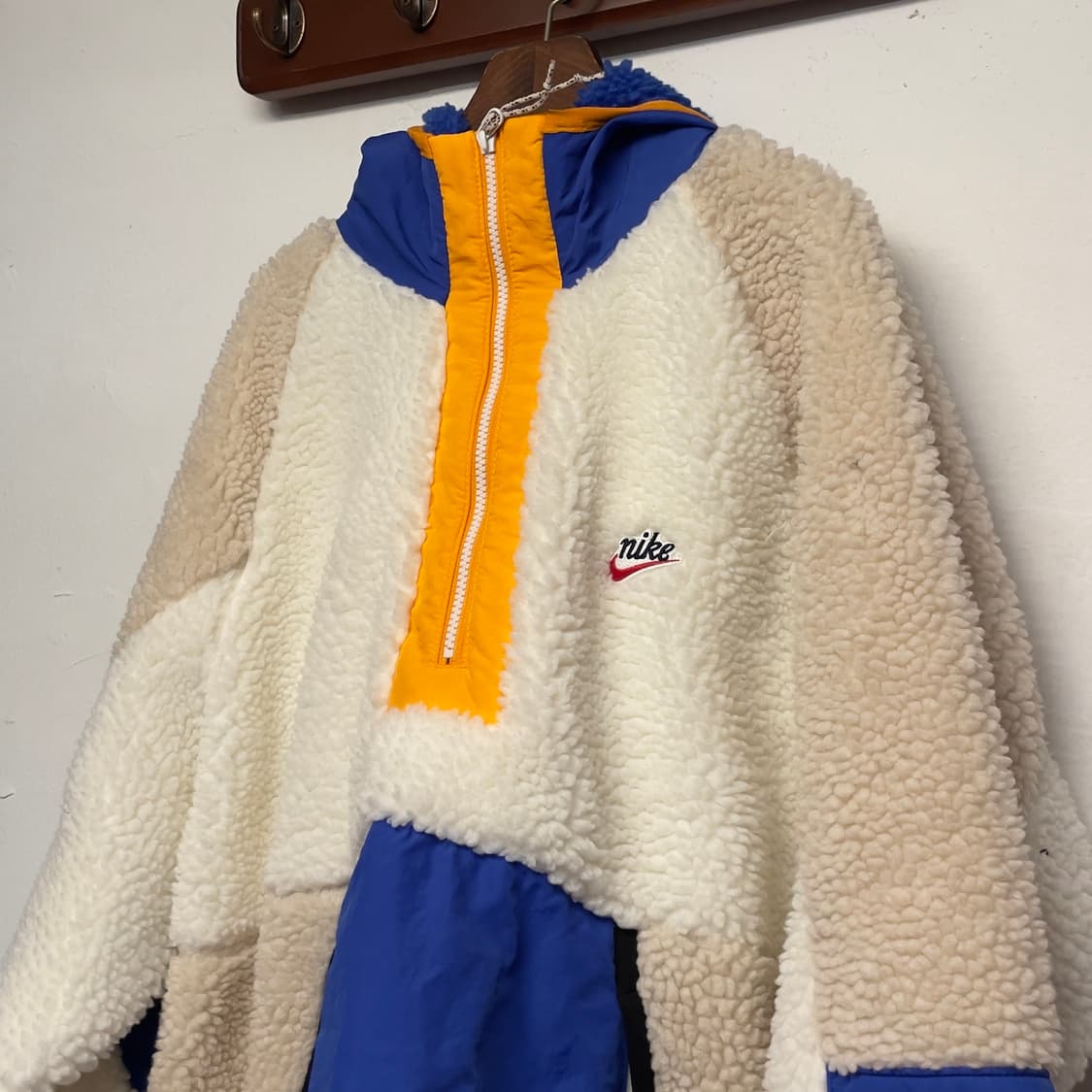 나이키 쉐르파 아노락 화이트 자켓  상품이미지2
