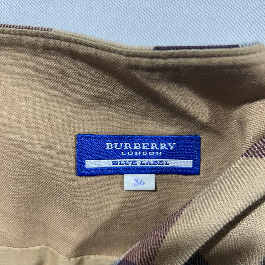[BURBERRY] 버버리블루라벨 노바체크 플레어 미니스커트 상품이미지5