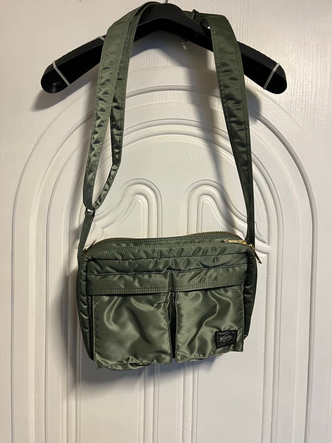 포터 탱크 숄더백 S (세이지 그린) 상품이미지1