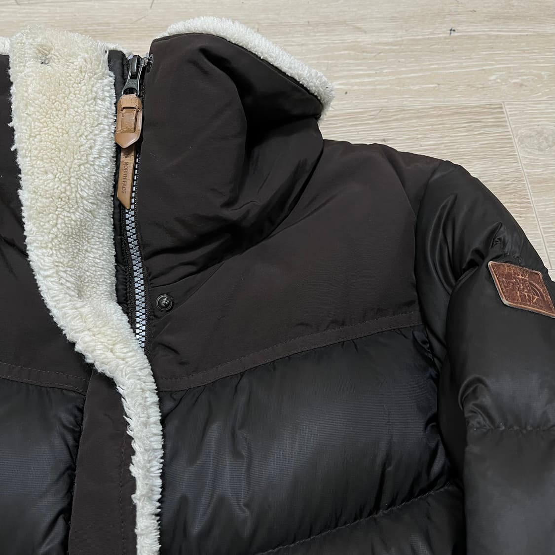 노스페이스 여성 화이트라벨 구스다운 퀼팅 하이넥 패딩 점퍼 XL/95 상품이미지4