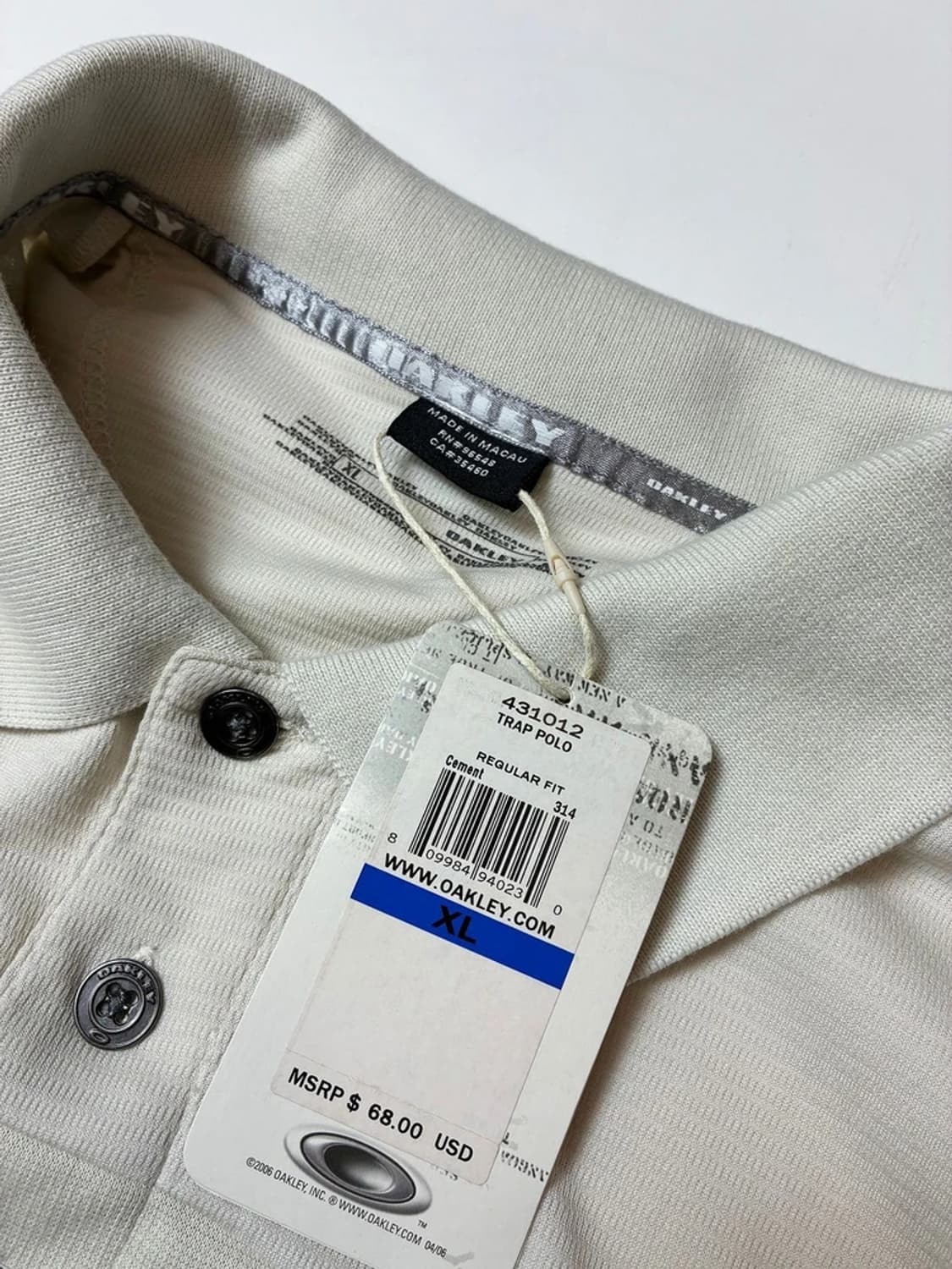 오클리 00's 소프트웨어 메탈로고 카라 티셔츠 PN8980 상품이미지5