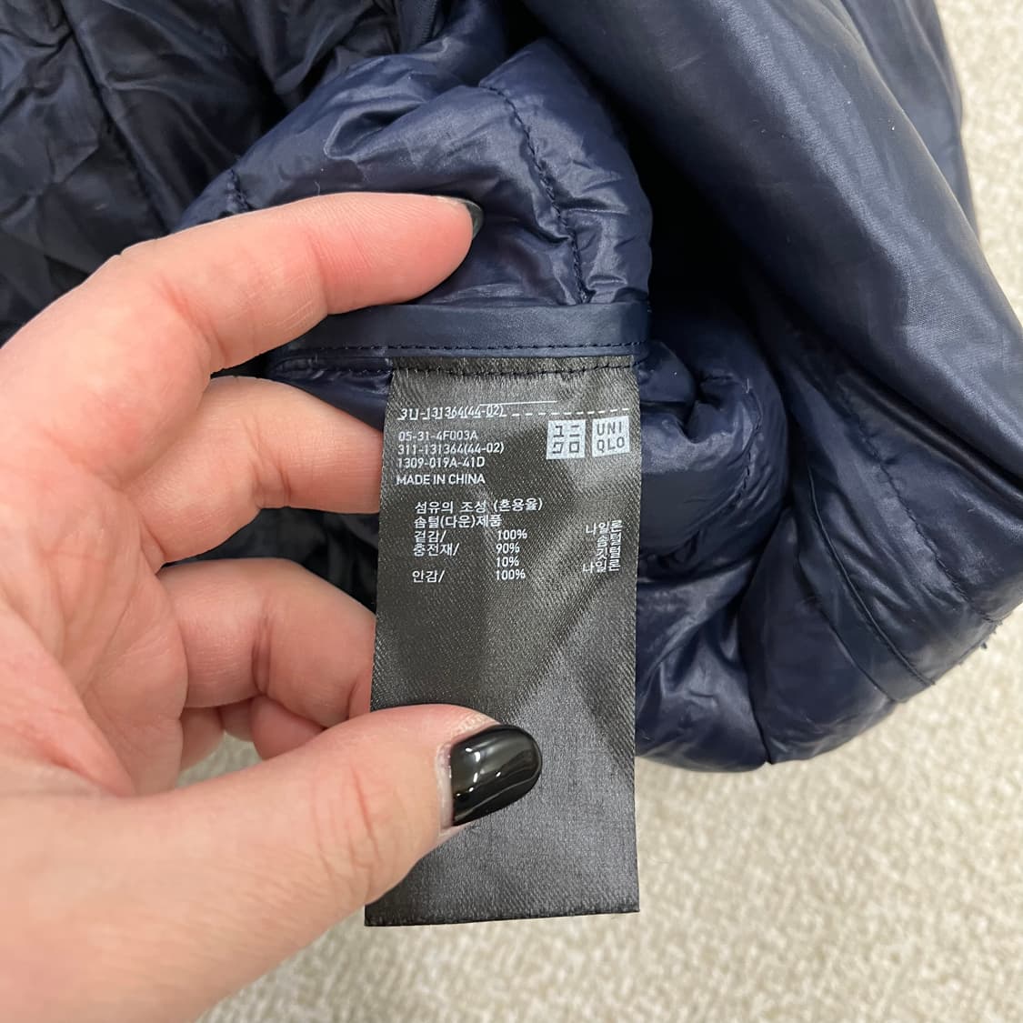 L 유니클로 다운 경량 조끼 패딩 0209M1 상품이미지3