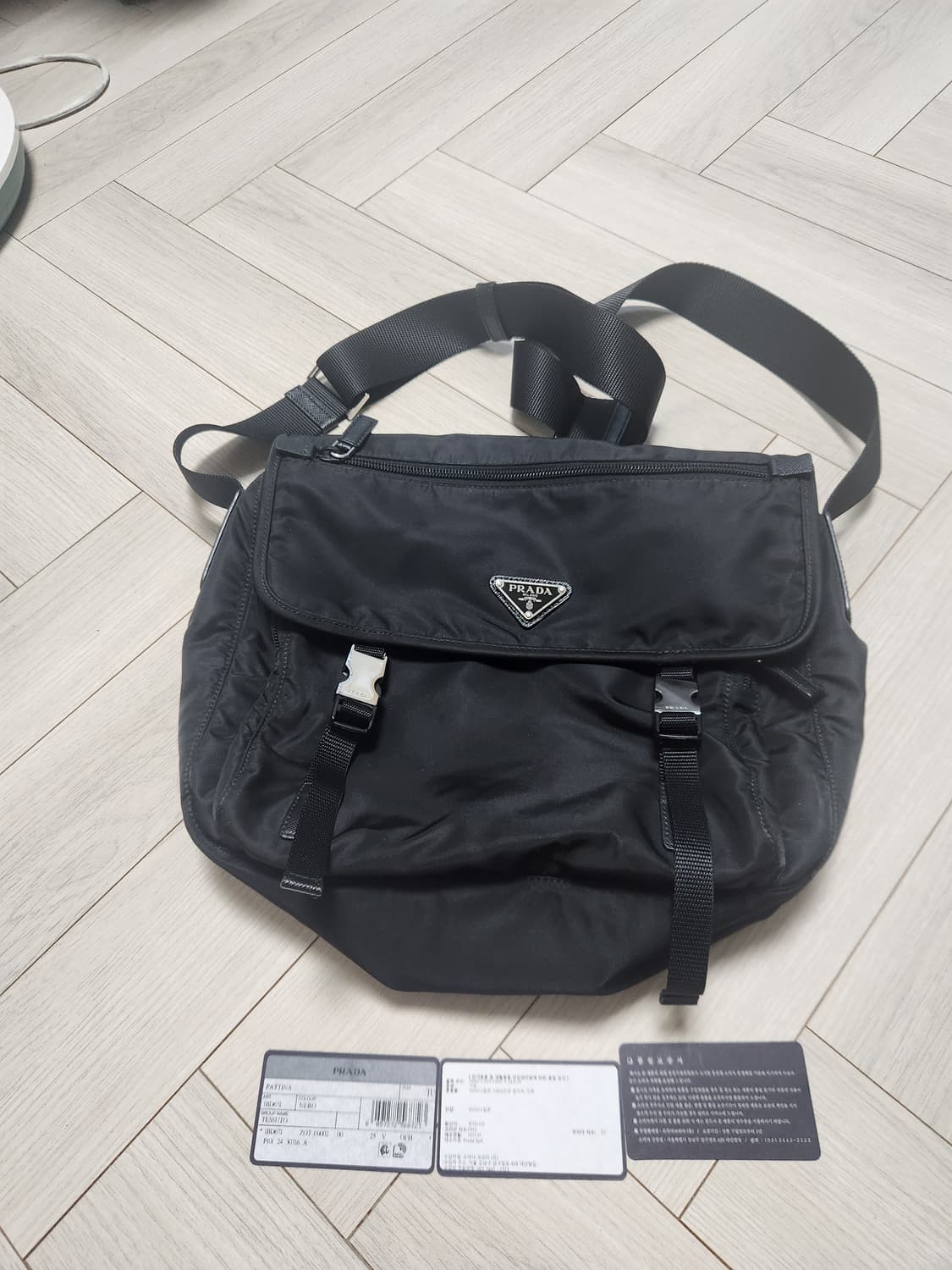 프라다 크로스백 상품이미지1