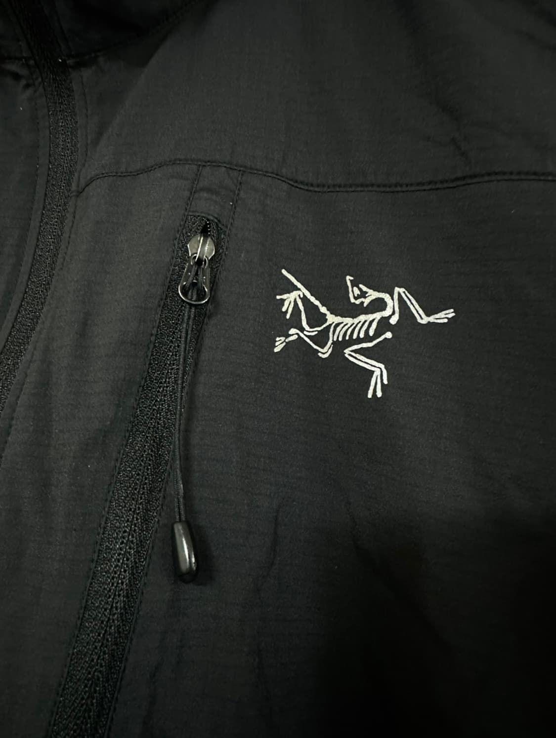 아크테릭스 블랙 아노락 바람막이 상품이미지5