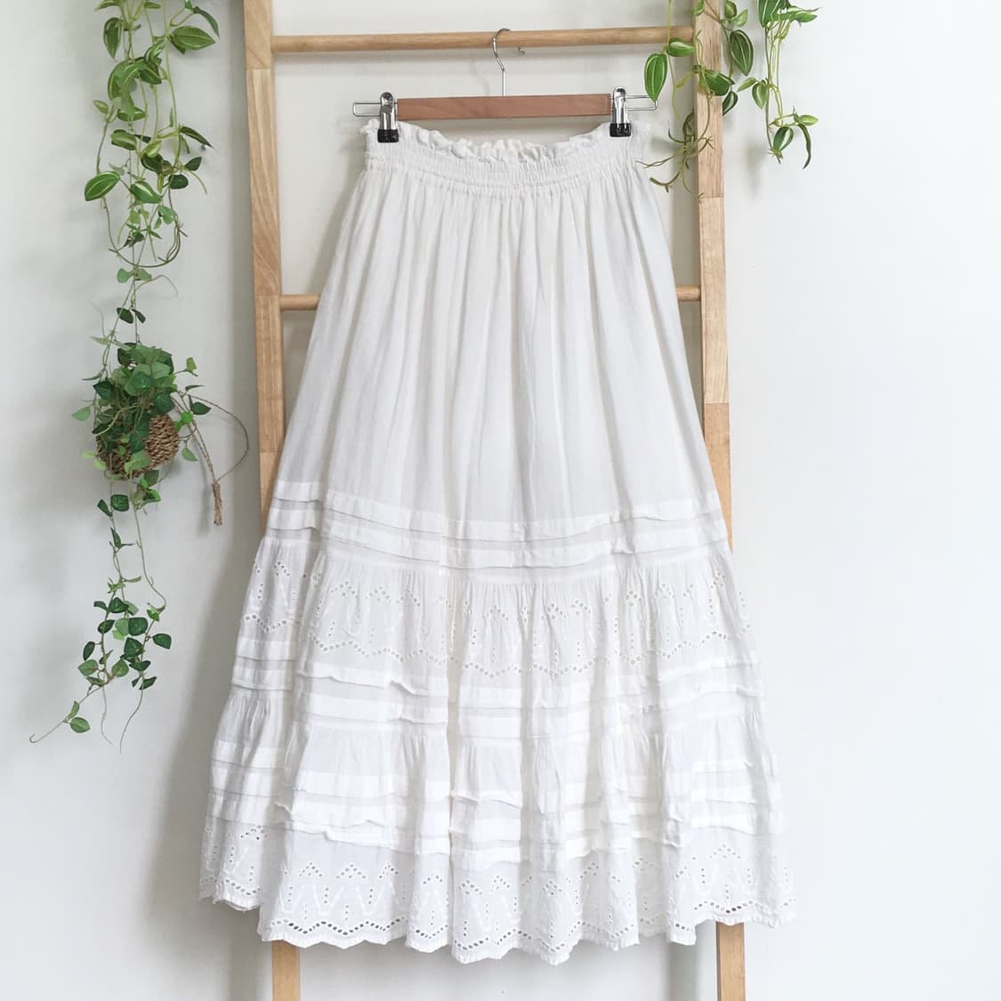 JPN/ 화이트 펀칭 레이스 롱 스커트 화이트롱스커트 모리걸롱스커트  상품이미지4