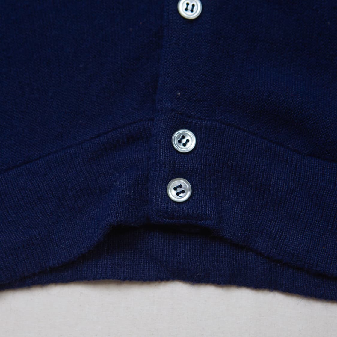 80s IZOD 라코스테 아크릴 가디건 네이비 상품이미지5