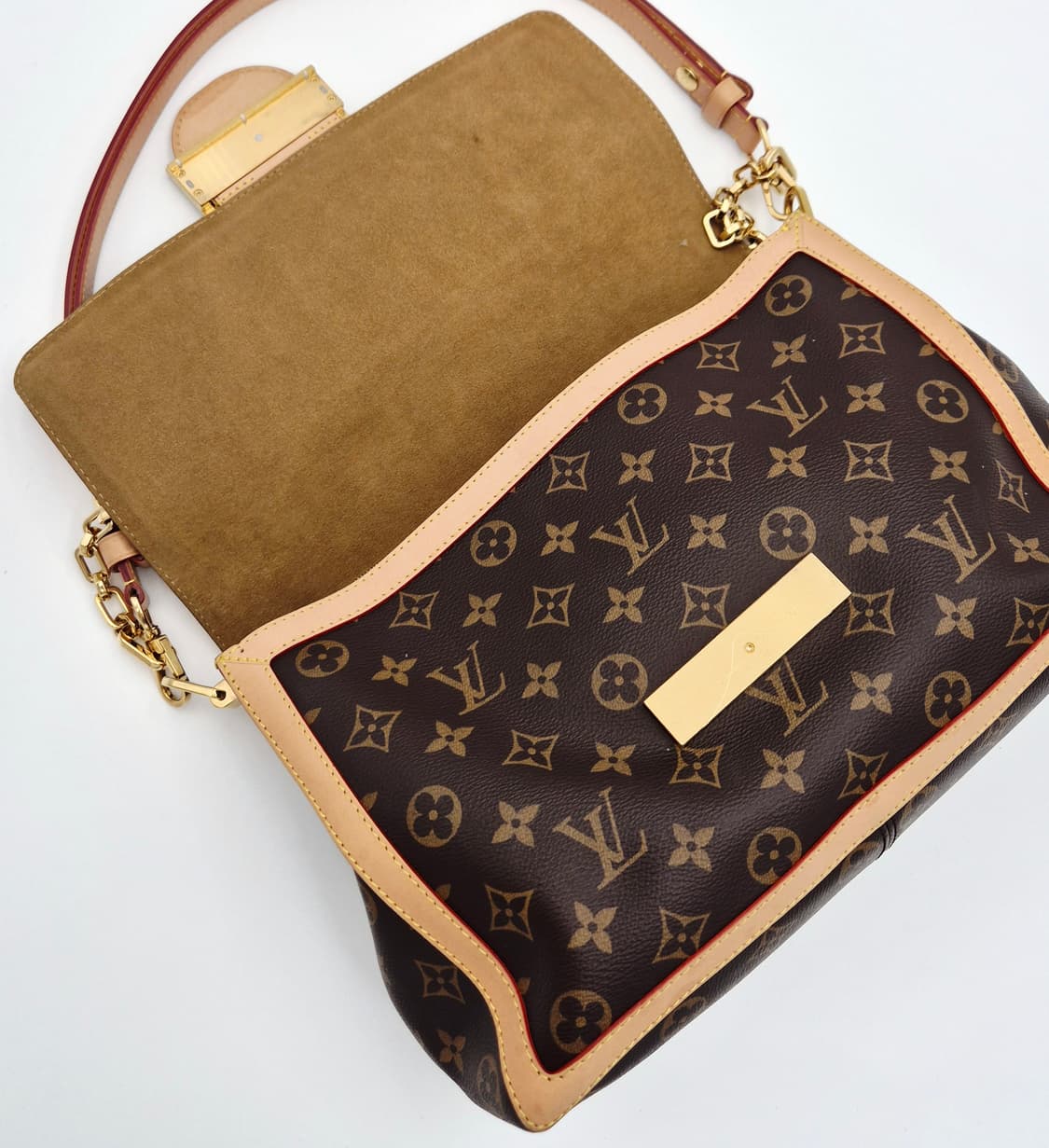 루이비통 도핀 소프트 GM 모노그램 상품이미지8