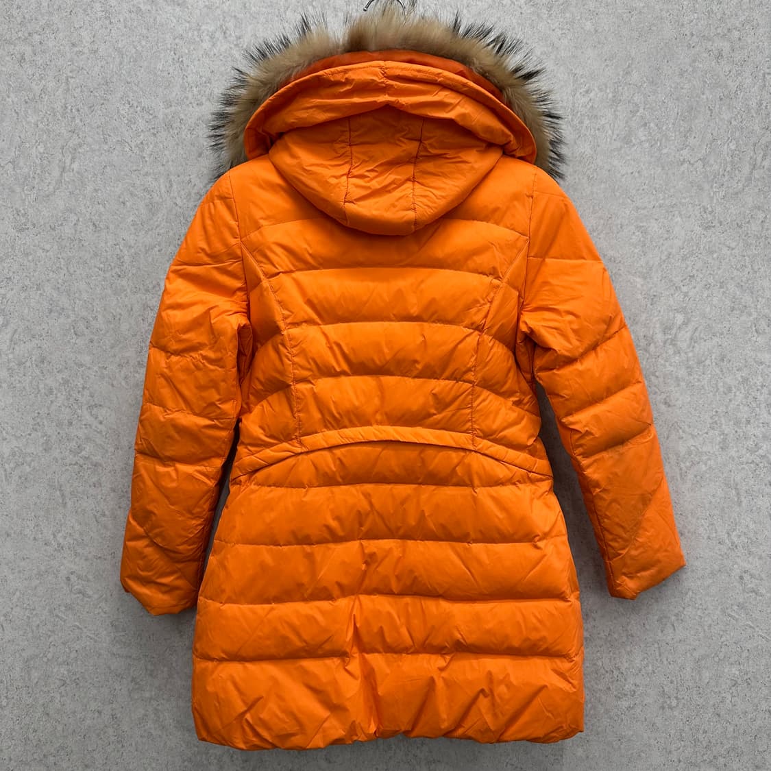 90 돌체앤가바나 여자 다운 하프패딩 상품이미지2