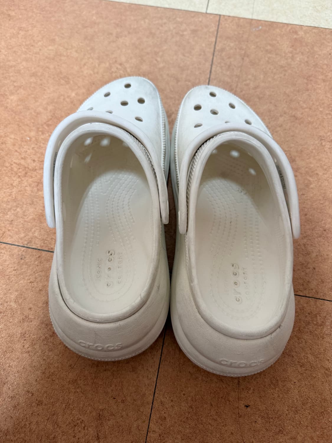 크록스 크러쉬 클로그 상품이미지2