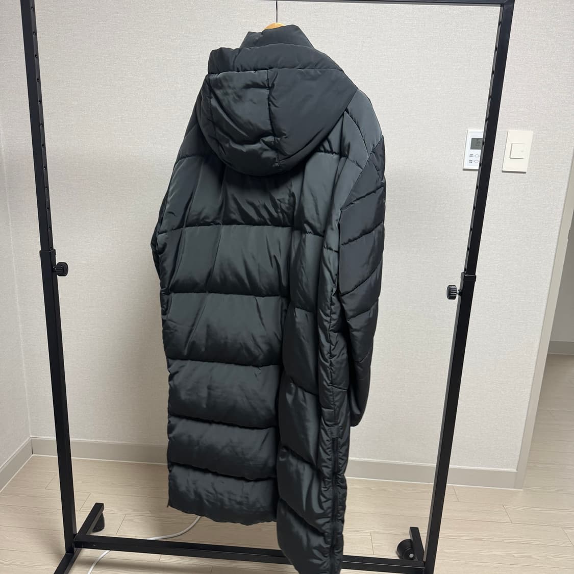 (105) TNGT 구스 롱패딩 차콜 상품이미지2